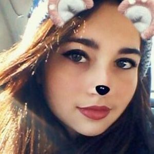 Meet your Posher, Lena